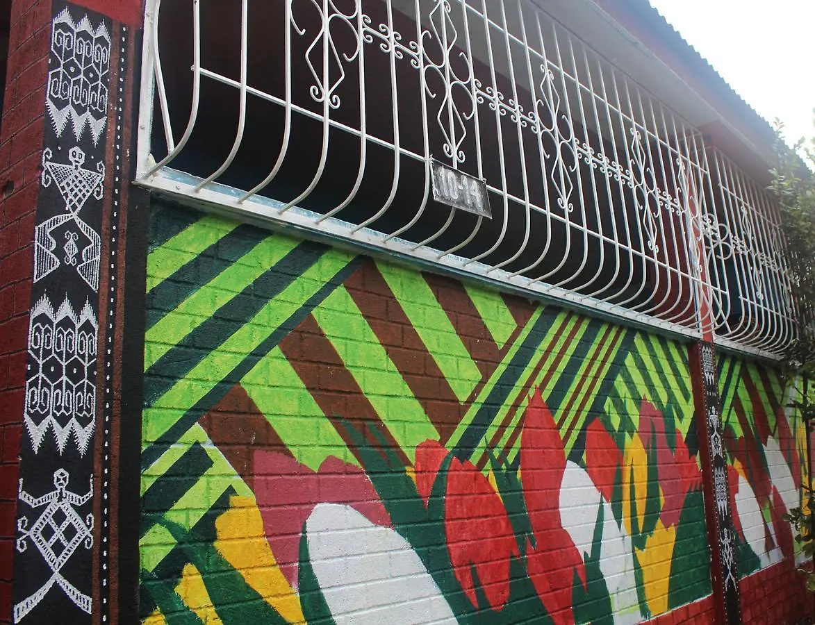 J'S Backpackers Hostel Davao Stadt 2*,
